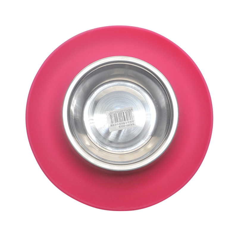 環保矽膠碗紅綠兩色，可供中小（xiǎo）型寵（chǒng）物使用