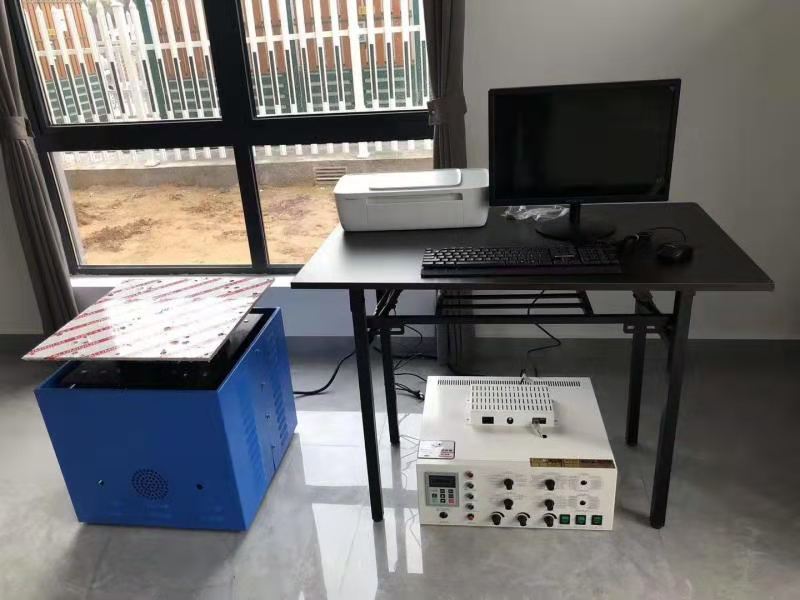 電磁式振動台