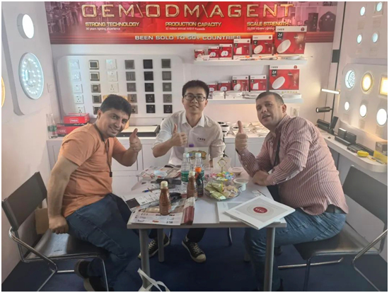 草莓视频在线智能照明丨香港秋季國際照明展活動完美收官