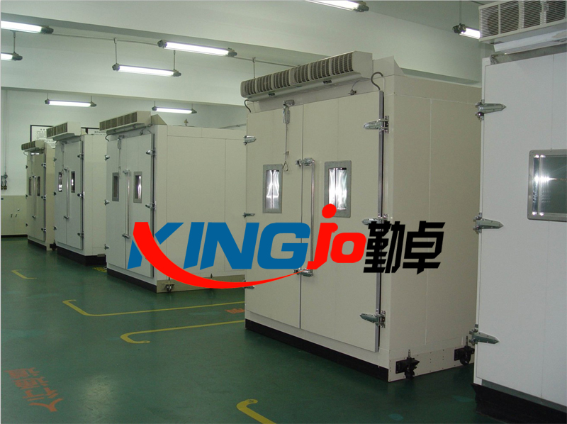 步（bù）入式恒溫恒（héng）濕試驗室